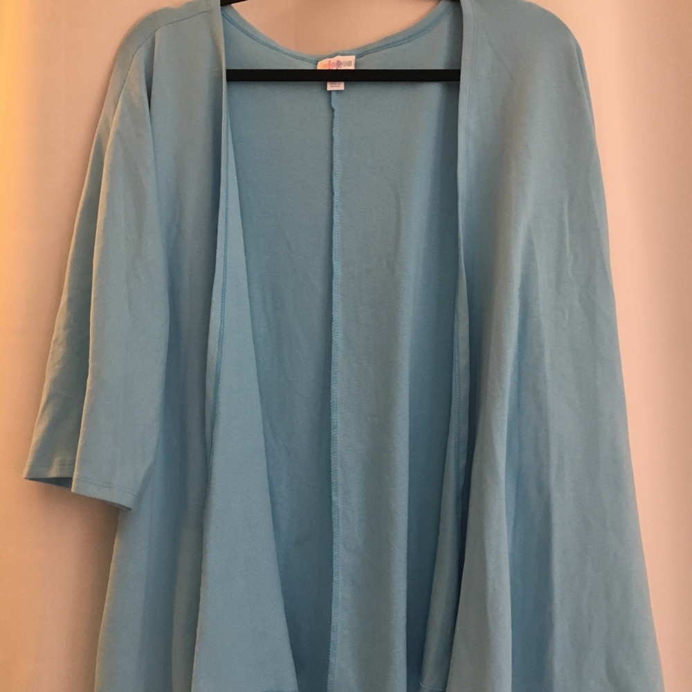 Lularoe Size M Lindsay Cover Up